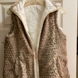 Vest Winter /Reversible/ Faux Animal and Poylester
